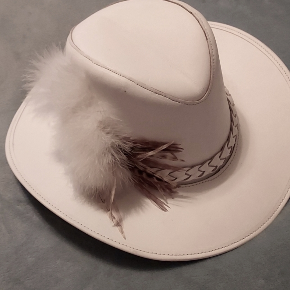 LEATHER HAT